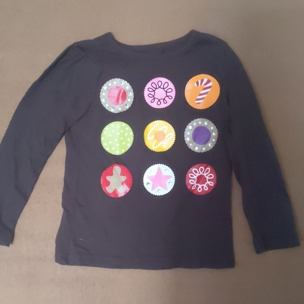 Crazy 8 girls long sleeve shirt size xs/4. Brown with holiday cookies